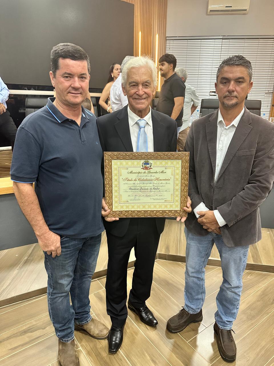 Ormênio Ferreira de Castro recebe Título de Cidadão Honorário de Guarda-Mor