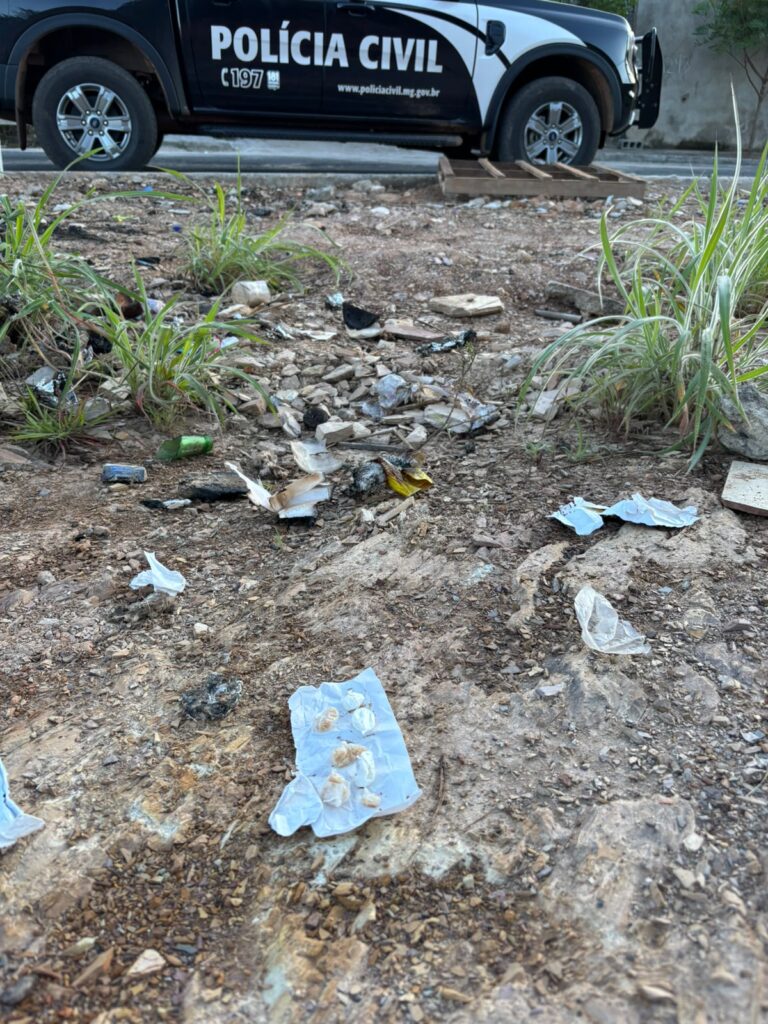 Polícia Civil apreende crack e cocaína durante operação em Vazante